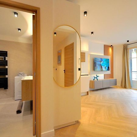 Monaco # Menton - 6 Persons - 2 Bedrooms - Full Renovated - Private Parking - Hypercenter - Clim - Beach And Sun ม็องตง ภายนอก รูปภาพ