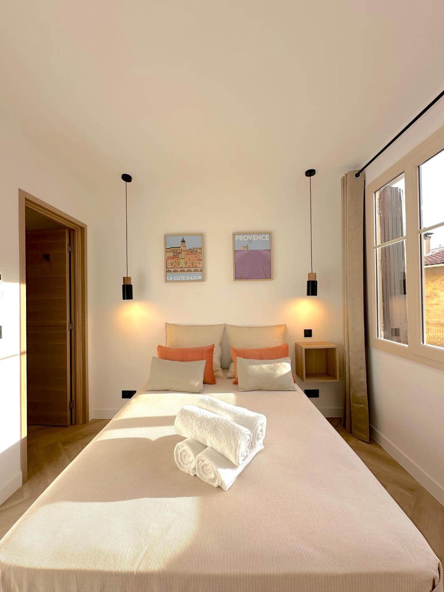 Monaco # Menton - 6 Persons - 2 Bedrooms - Full Renovated - Private Parking - Hypercenter - Clim - Beach And Sun ม็องตง ภายนอก รูปภาพ