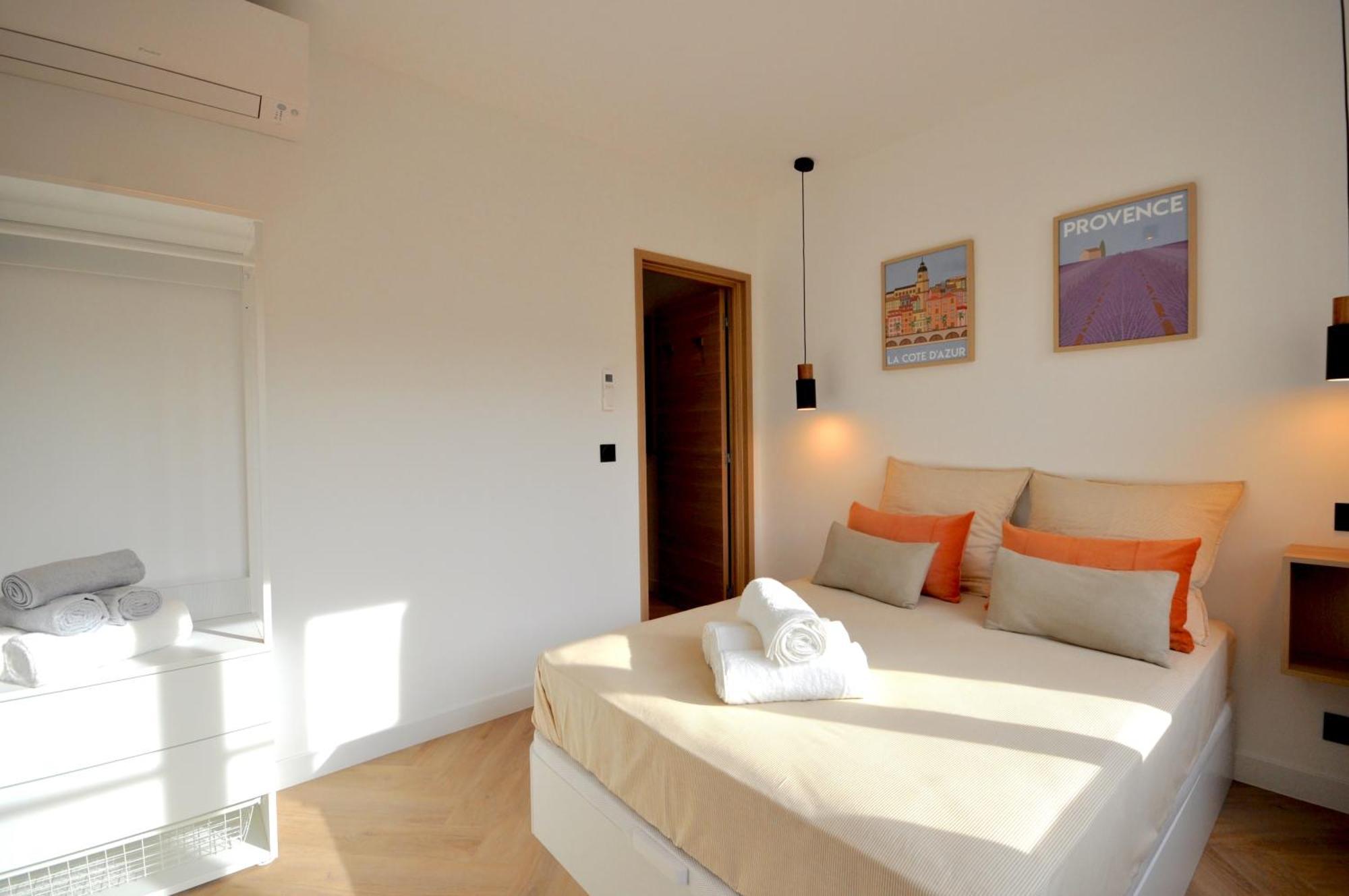 Monaco # Menton - 6 Persons - 2 Bedrooms - Full Renovated - Private Parking - Hypercenter - Clim - Beach And Sun ม็องตง ภายนอก รูปภาพ