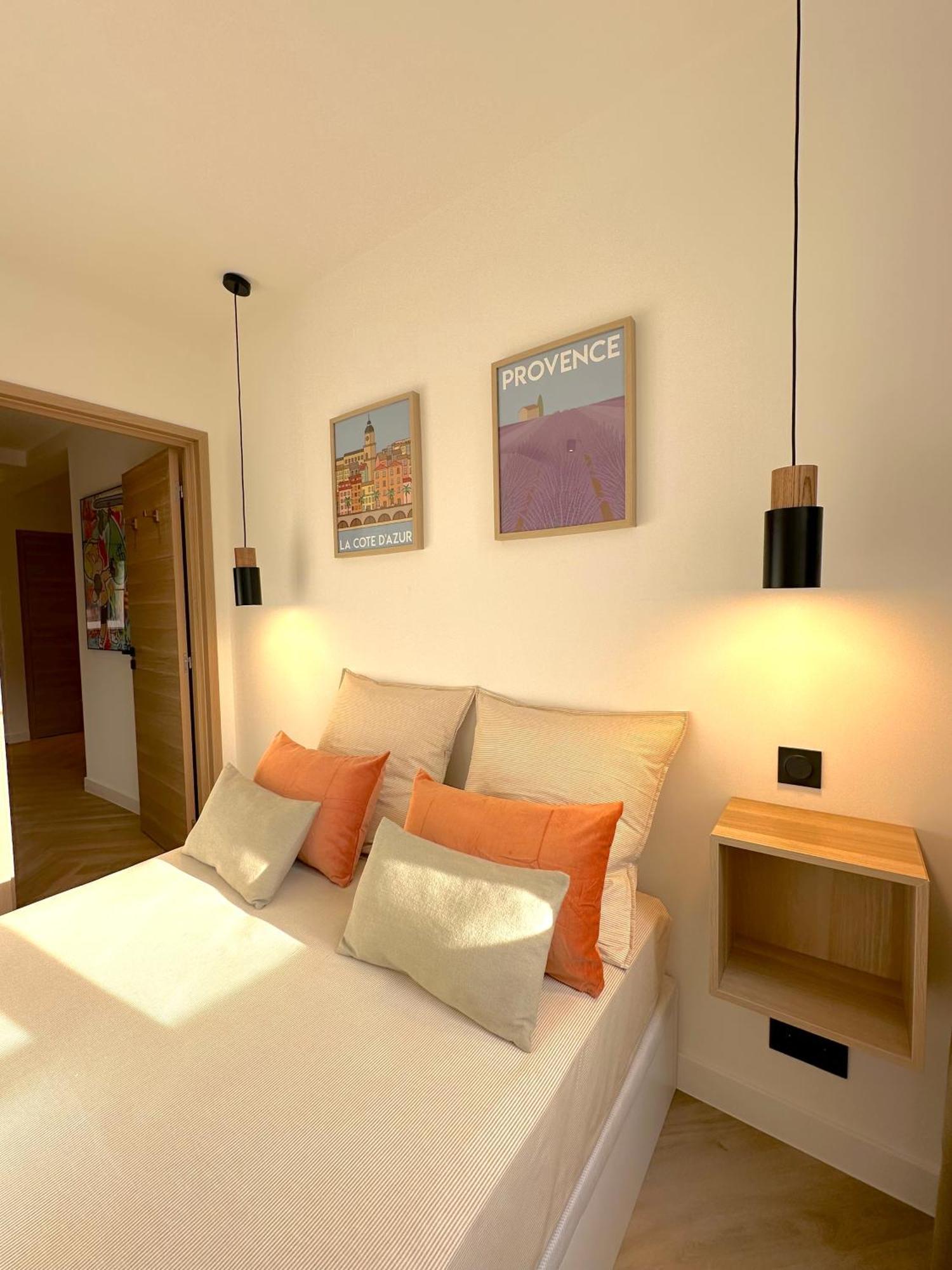Monaco # Menton - 6 Persons - 2 Bedrooms - Full Renovated - Private Parking - Hypercenter - Clim - Beach And Sun ม็องตง ภายนอก รูปภาพ